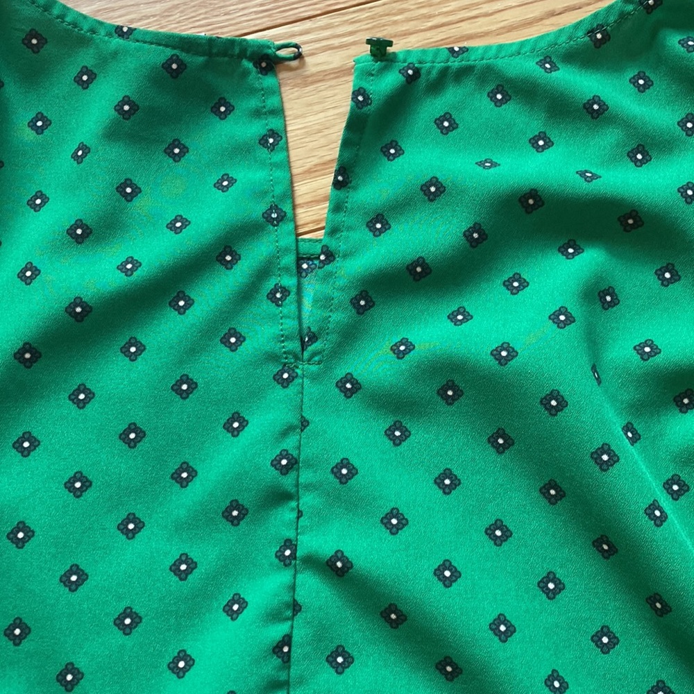 Polyester top - Picture 8 of 10